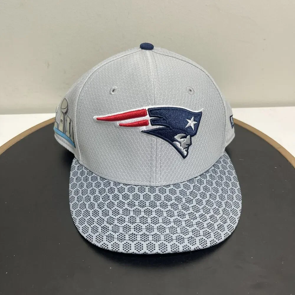 New England Patriots Hat Cap Snap Back Super Bowl LII Gray NFL Football New Era